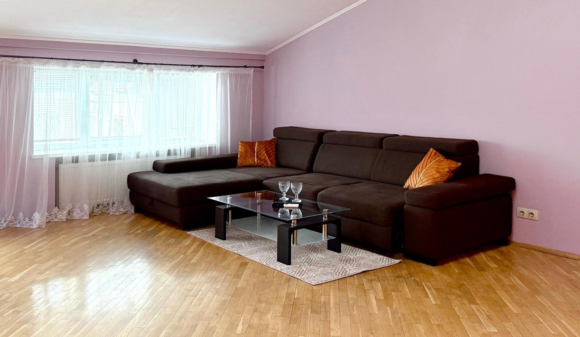 Grand Apartments On Rynok Square Lviv Exterior photo